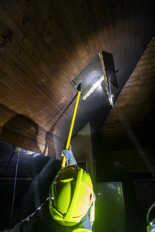 FF Krems: Menschenrettung bei Wohnungsbrand in Innenstadt 6 Menschenrettung bei Wohnungsbrand