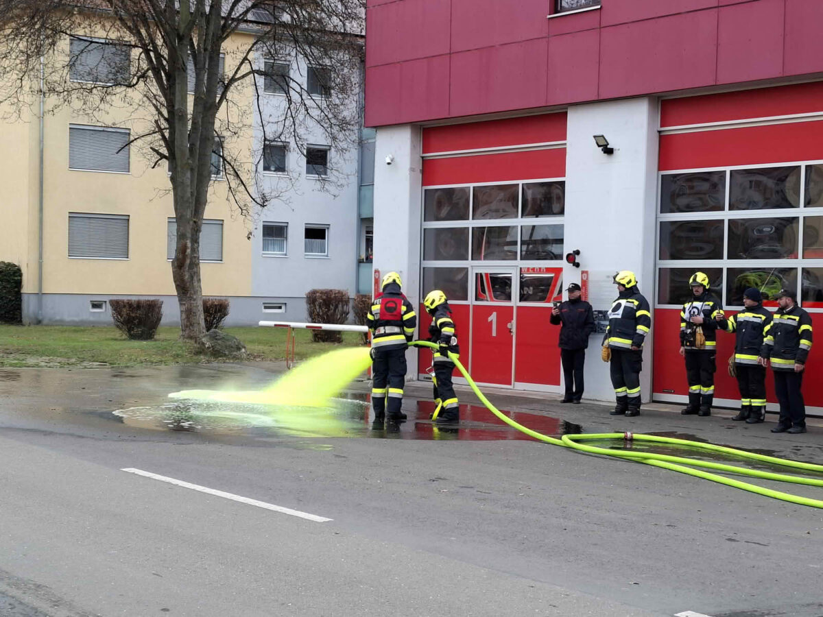 Kapfenberger Feuerwehren absolvierten die Branddienstleistungsprüfung