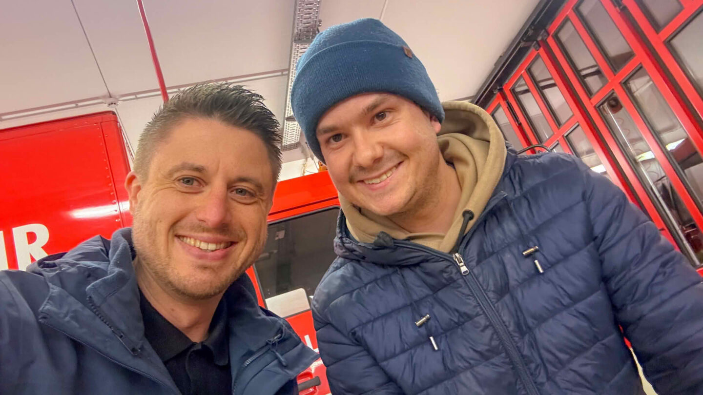 Adventkranzbinden im Abschnitt 4