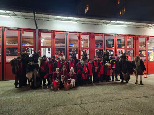 FF Bad Ischl: Hundskoglpass zu Gast bei der Jugendgruppe FF Bad Ischl: Hundskoglpass zu Gast bei der Jugendgruppe