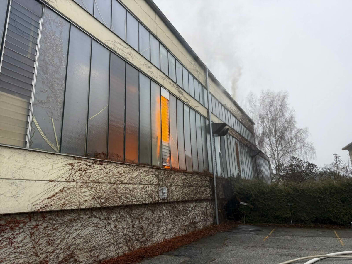 Brand in Textilverarbeitender Firma