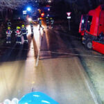 FF Biedermannsdorf: LKW sank in Erdreich ein, drohte umzukippen