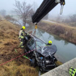 FF Ebenfurth: PKW flog über Wiener Neustädter Kanal