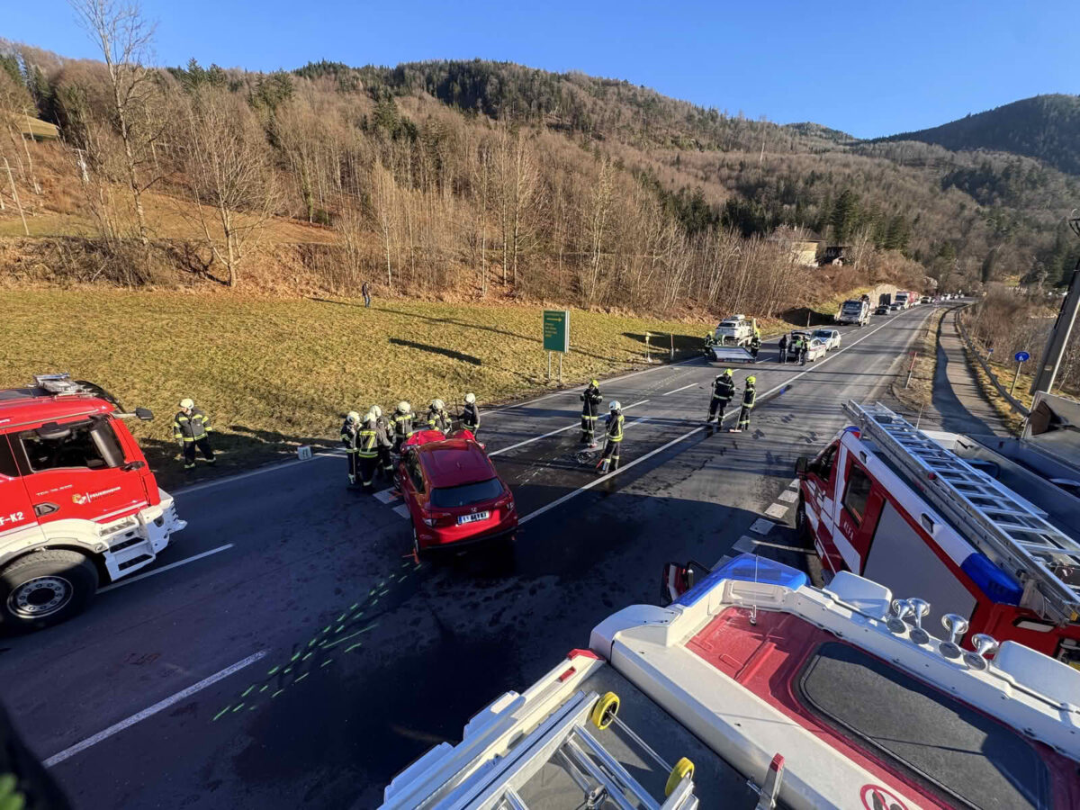 Verkehrsunfall auf der B145