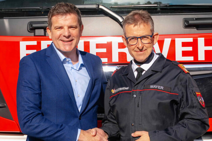 Allianz und Bundesfeuerwehrverband: Umfrage zeigt starke Verankerung des Ehrenamts in Österreich