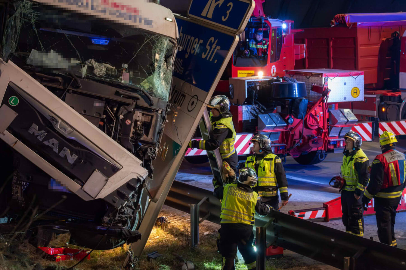 Schwerer Verkehrsunfall auf der S1