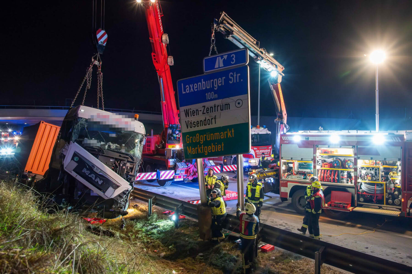 Schwerer Verkehrsunfall auf der S1