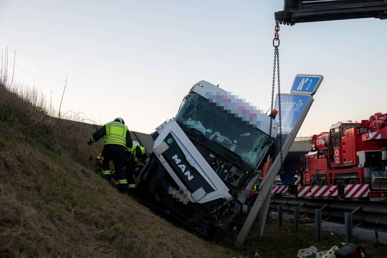 Schwerer Verkehrsunfall auf der S1