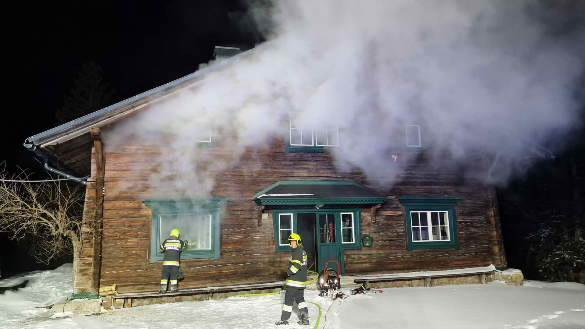 Alarmanlage verhindert Großbrand in abgelegenem Holzhaus