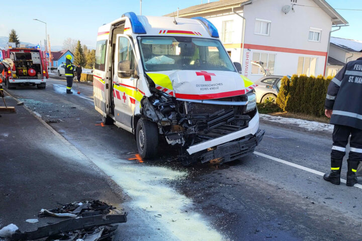 BFVDL: Verkehrsunfälle fordern gleichzeitige Einsätze der FW Dietmannsdorf und St. Martin i.S.