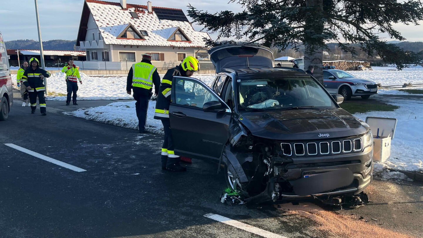 Verkehrsunfälle fordern gleichzeitige Einsätze