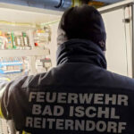 FW Reiterndorf befreit mehrere Personen aus Aufzug