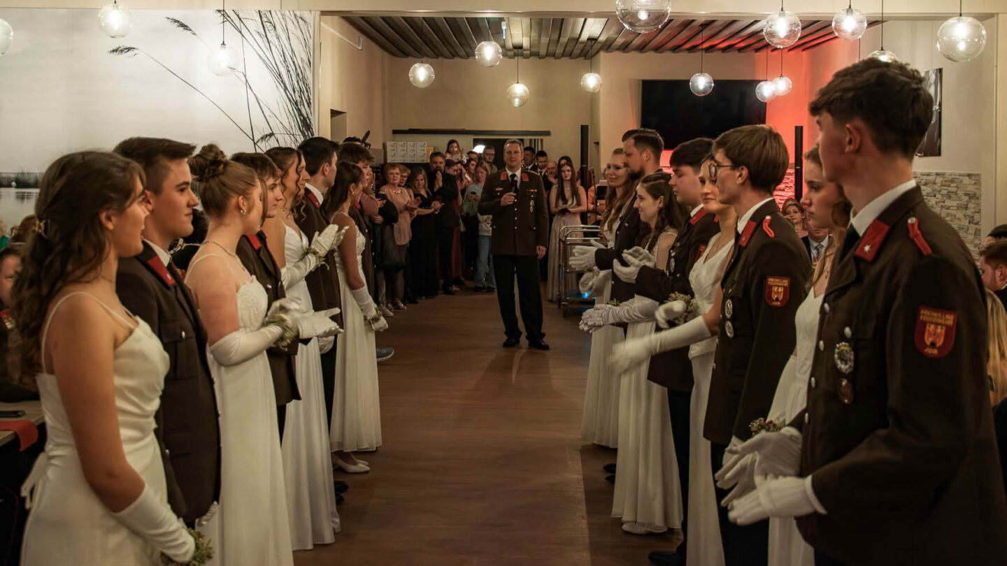 Joiser Florianis luden zur rauschenden Ballnacht