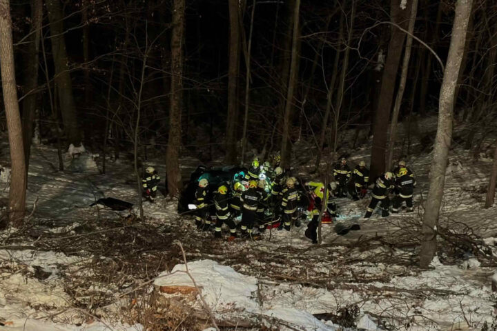 BFV Feldbach: Verkehrsunfall mit eingeklemmter Person