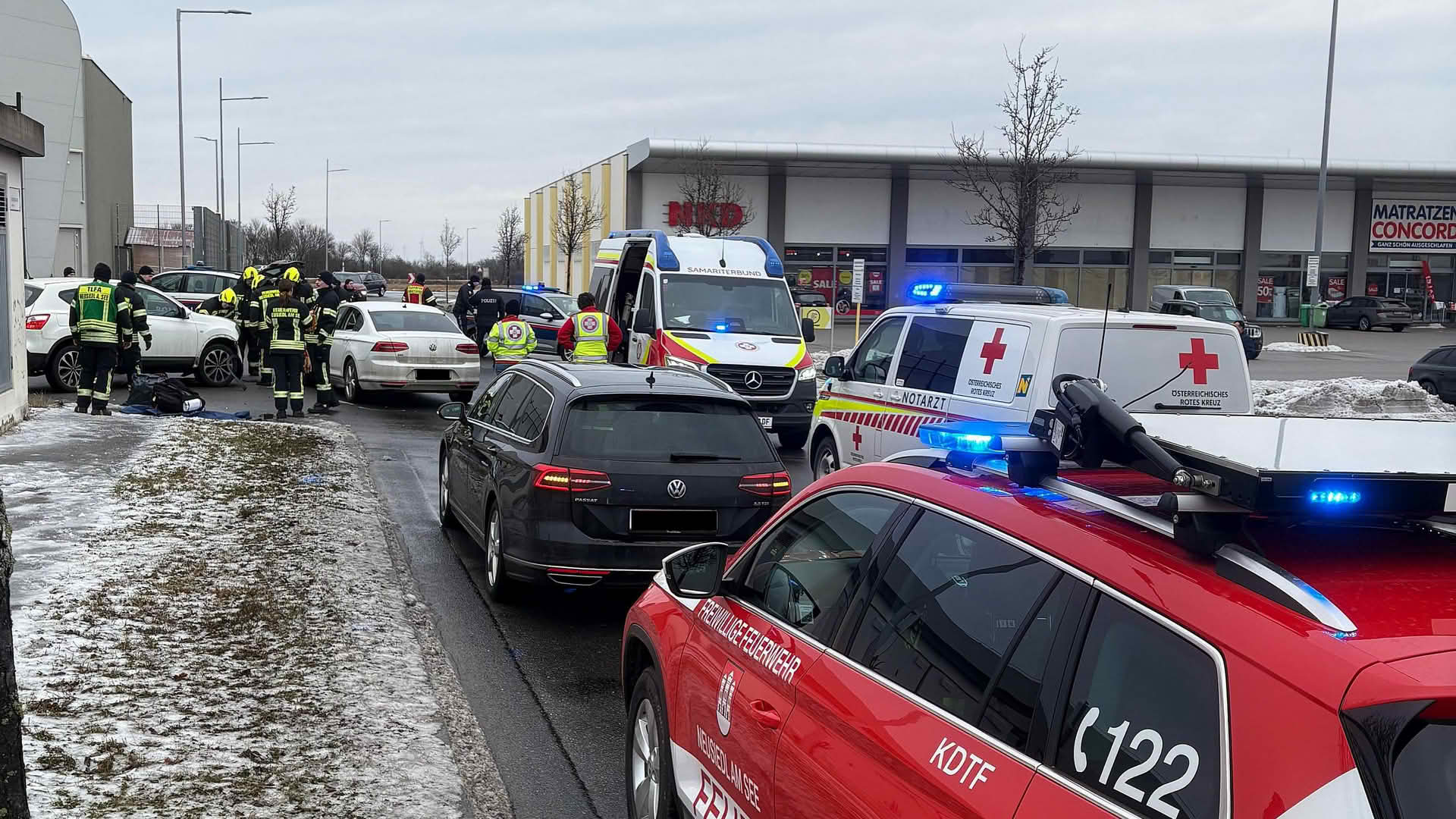 FF Neusiedl am See: Folgenschwerer Verkehrsunfall nach medizinischem Notfall
