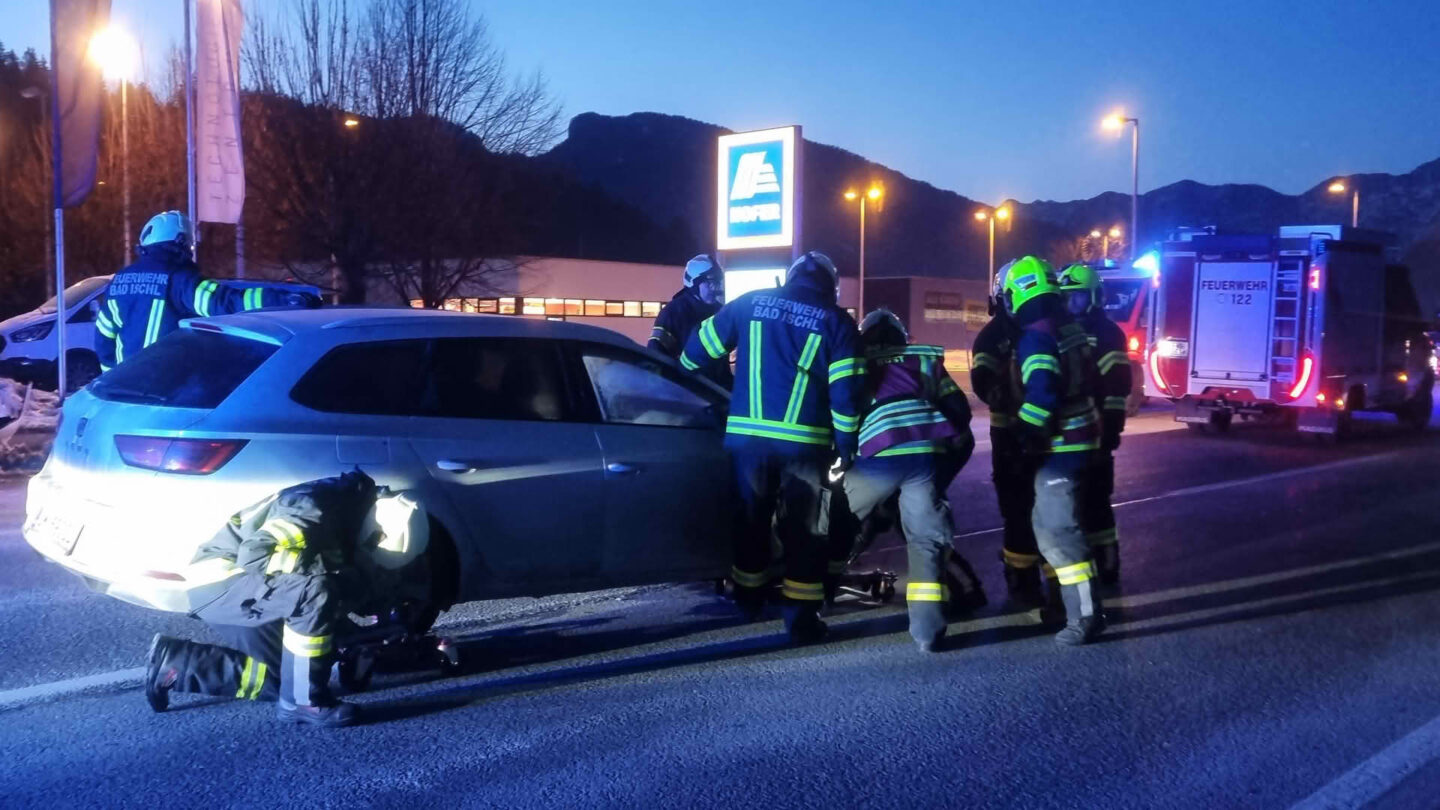 B145 Knoten Süd - Auffahrunfall