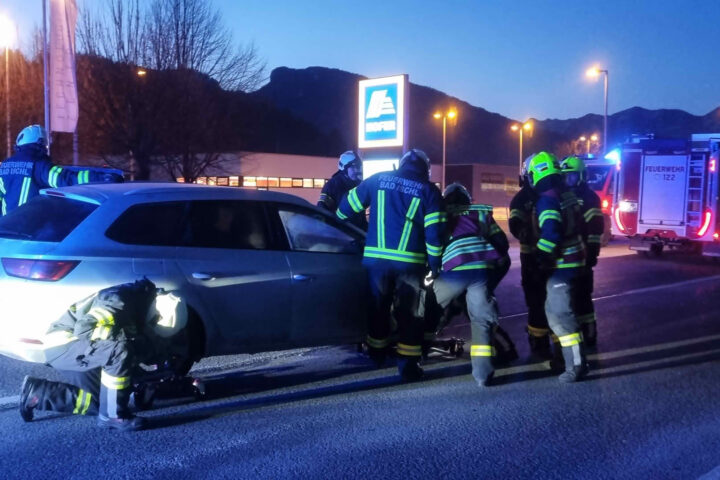 FF Bad Ischl: B145 Knoten Süd – Auffahrunfall