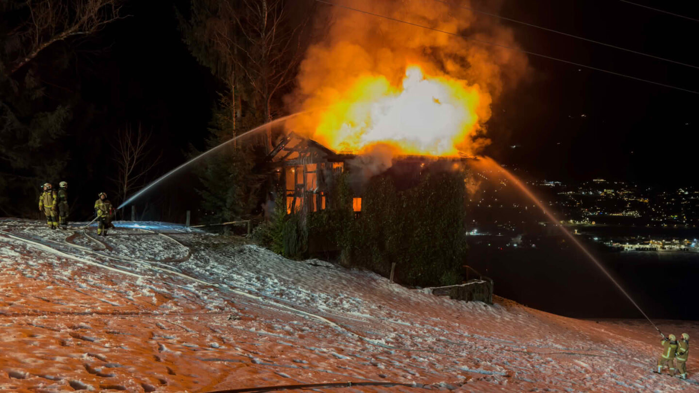 Ferienhütte in Hart im Zillertal in Vollbrand