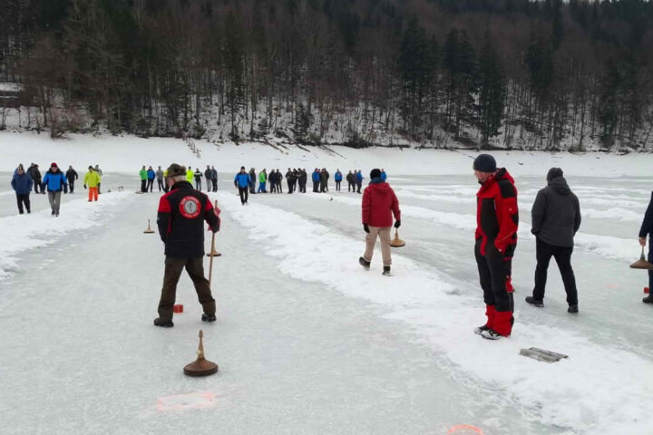 FF Bad Ischl: Feuerwehr Eisstockmeisterschaft in Bad Ischl