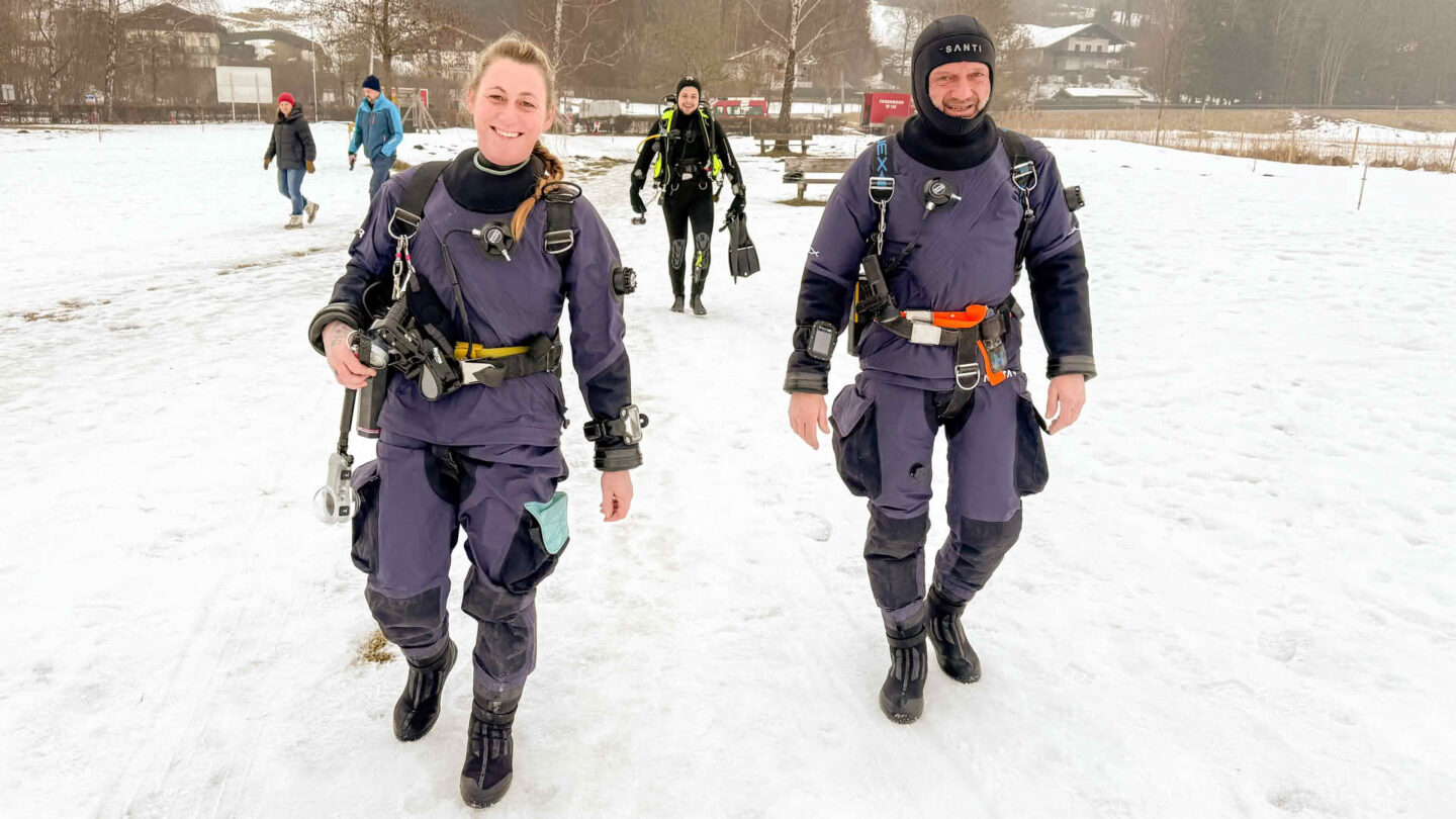 Realistische Eisrettungsübung