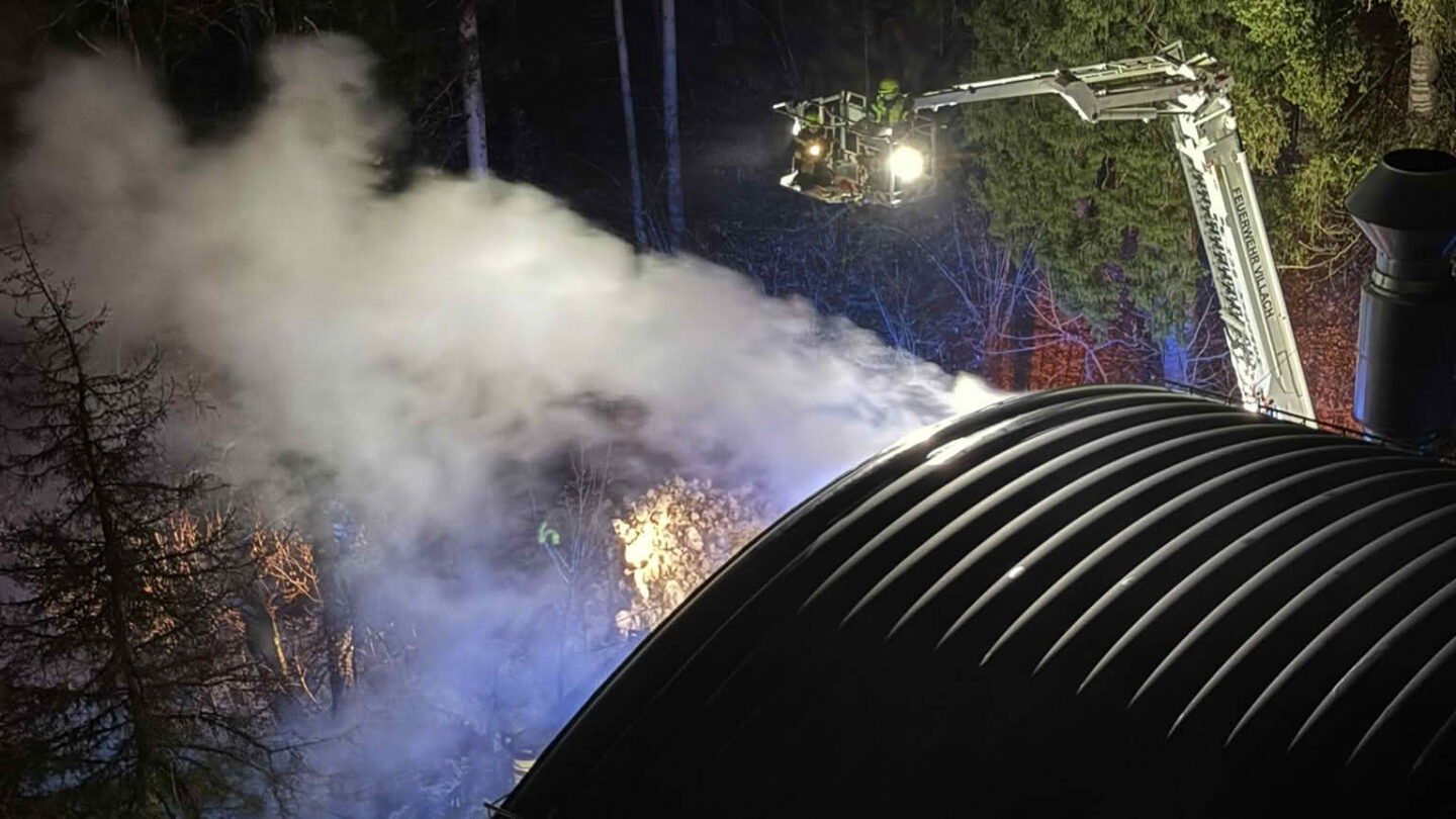 Großbrand in Lackieranlage eines Industriebetriebes