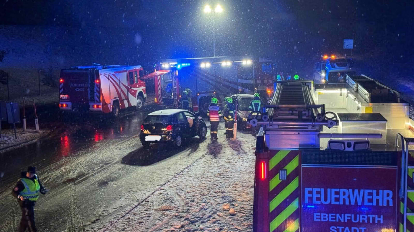 Verkehrsunfall mit Menschenrettung