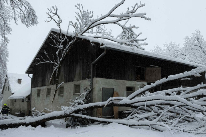 BFKDO Jennersdorf: Zahlreiche Einsätze durch massive Schneefälle