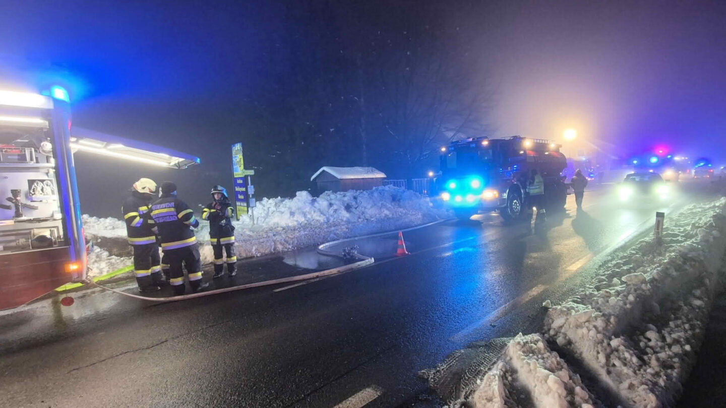 Wirtschaftsgebäudebrand in Aibl