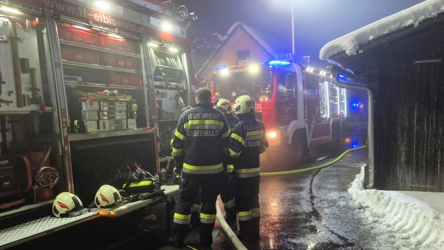 Wirtschaftsgebäudebrand in Aibl