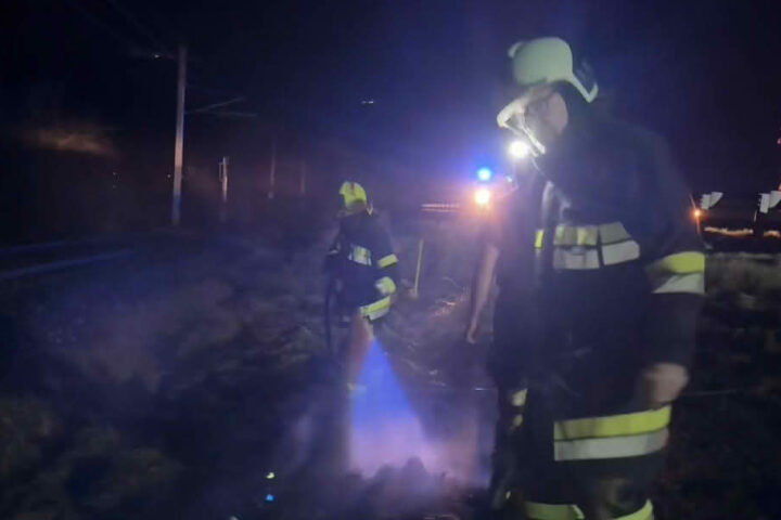 FF Steindorf: Sirenenalarm wegen Flurbrand B2