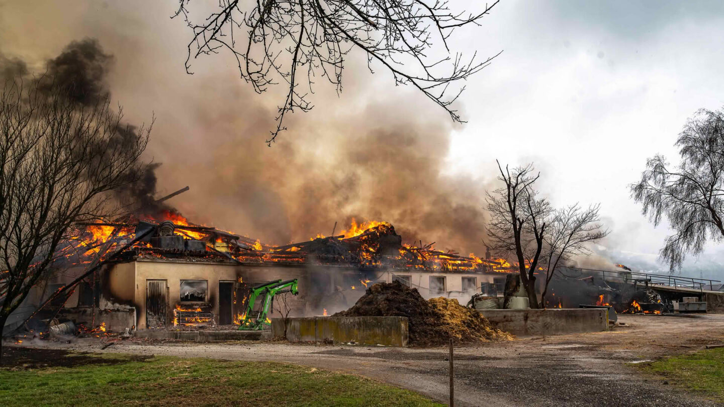 Großbrand in Strass