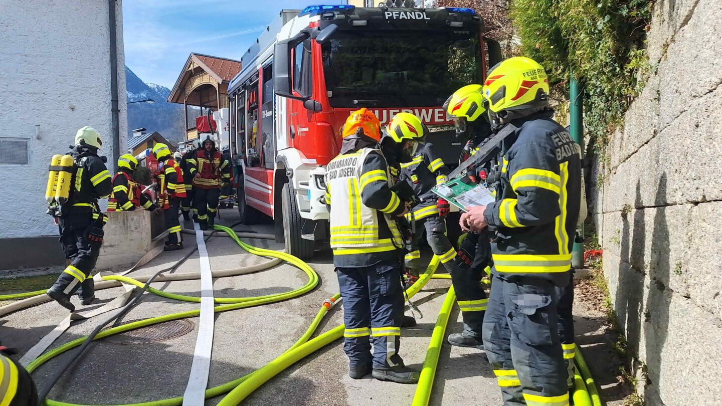 Massiver Dachstuhlbrand