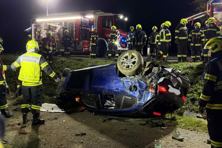 BFKDO Jennersdorf: Schwerer Verkehrsunfall auf der B65