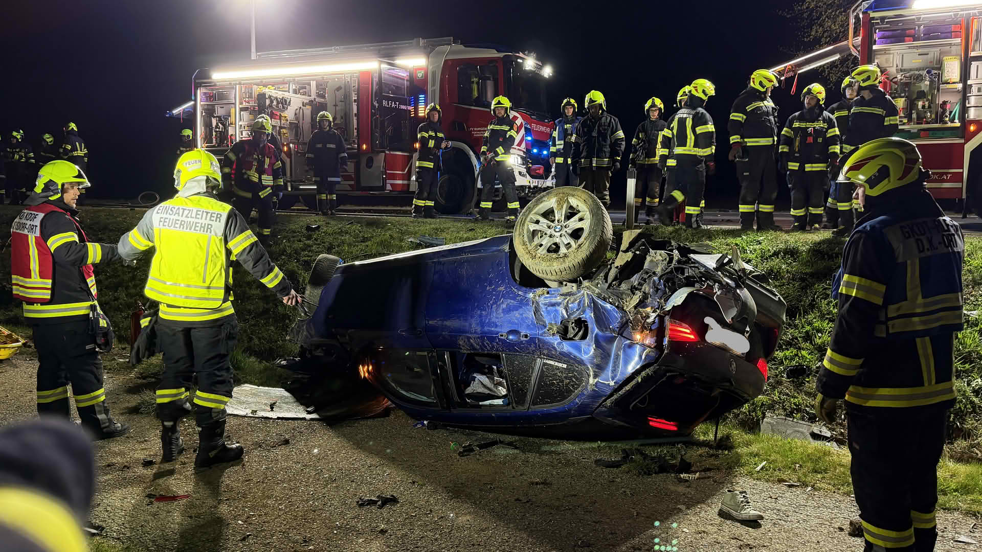 BFKDO Jennersdorf: Schwerer Verkehrsunfall auf der B65