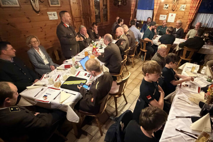 FF Lauffen: Über 5.000 Stunden im Feuerwehrdienst