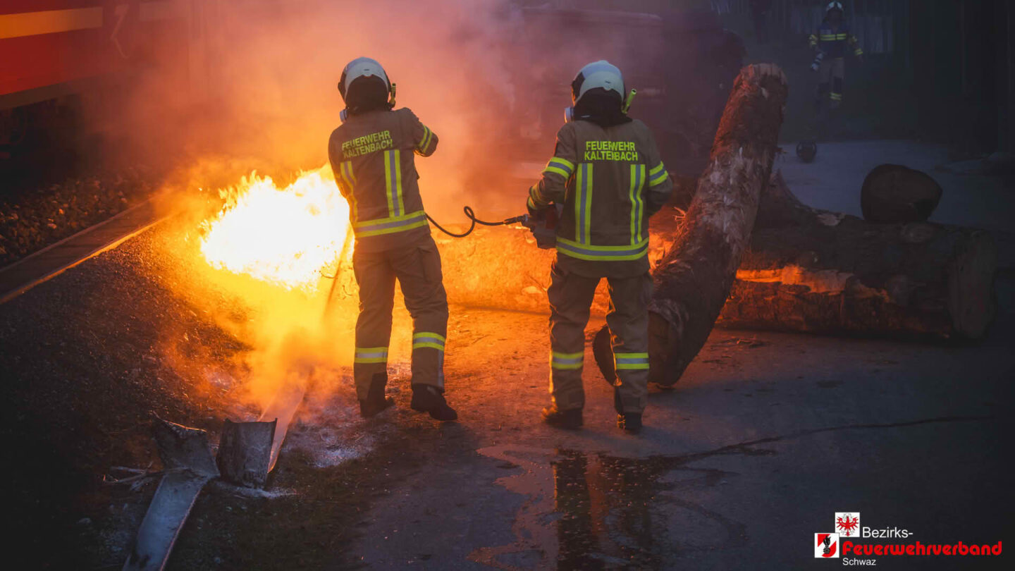 Großübung des Abschnitts Fügen in Ried