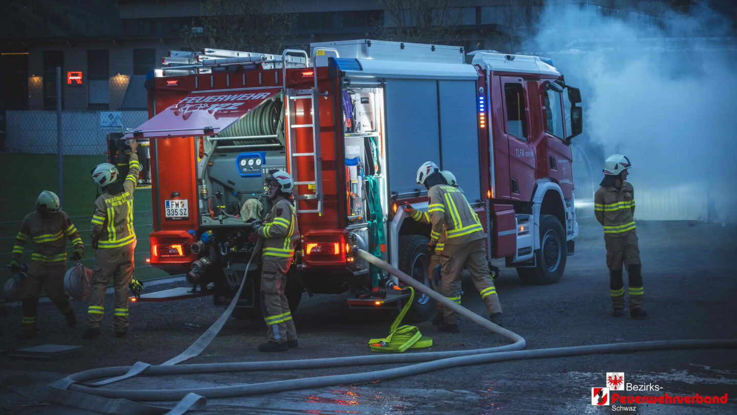 Großübung des Abschnitts Fügen in Ried