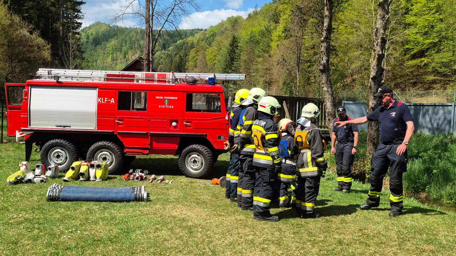 BFV Graz-Umgebung: Erfolgreiche Grundausbildung 1 im Abschnitt 6 des Bereichsfeuerwehrverbandes Graz-Umgebung