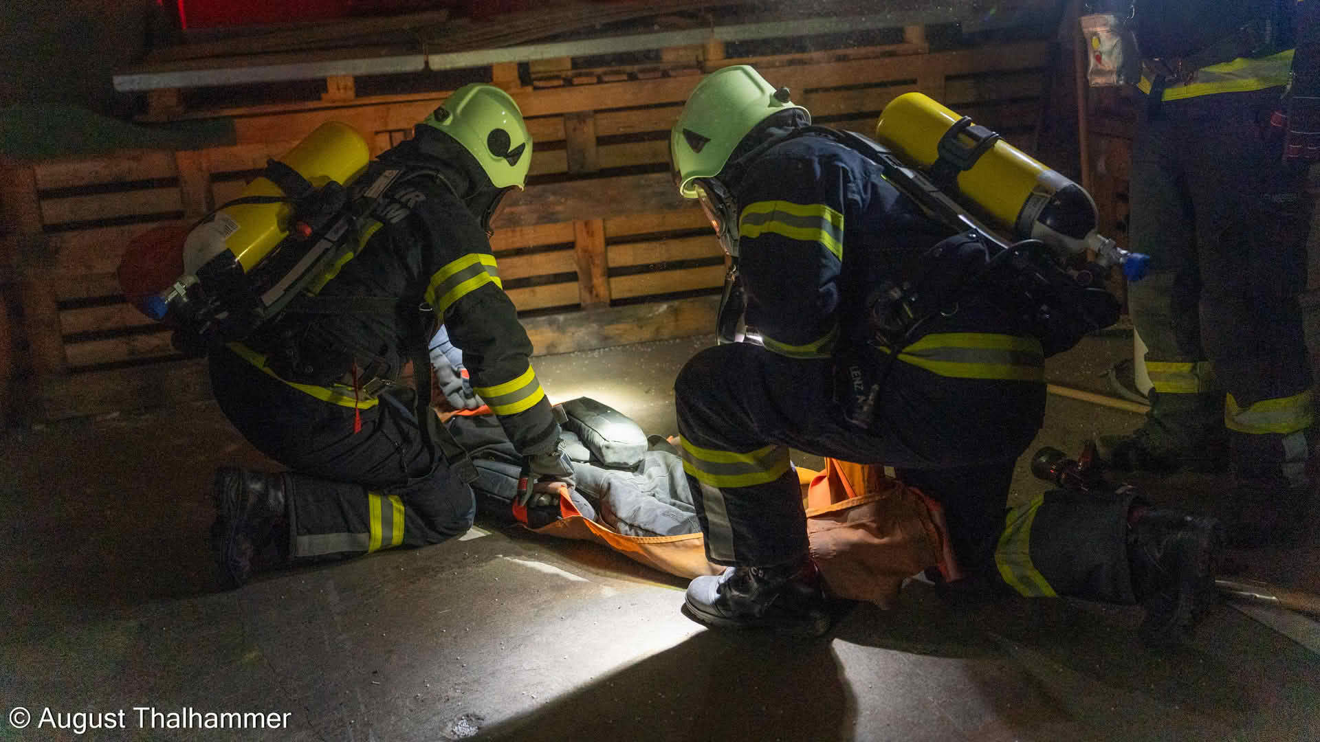 BFK Vöcklabruck: Intensive Ausbildungswoche und erfolgreiche Atemschutz-Leistungsprüfung