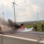 FF Parndorf: Zwei Fahrzeugbrände mit sechs PKW