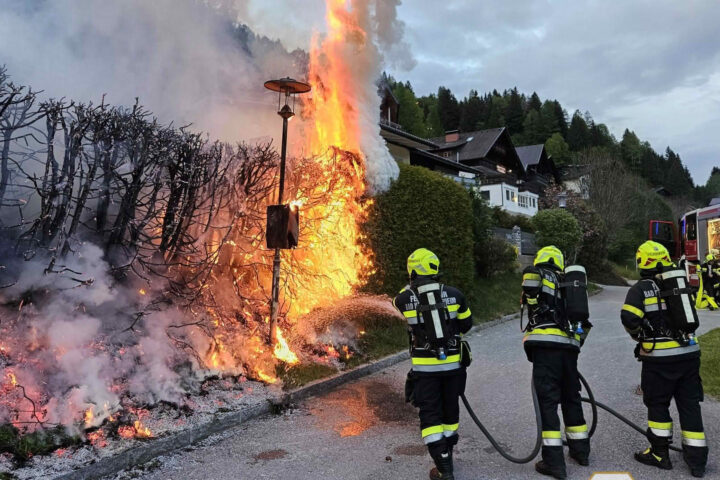 AFK Millstatt-Radenthein: Heckenbrand in Bad Kleinkirchheim