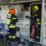 FF Krems: Drei Verletzte bei Wohnmobilbrand am Campingplatz
