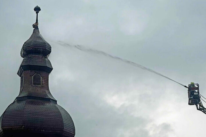 BFK Waidhofen/Thaya: Brand und Unfall nach Gewitter