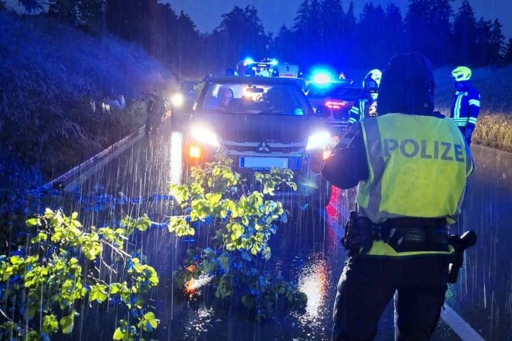 BFVDL: Unwetter sorgte für zahlreiche Feuerwehreinsätze