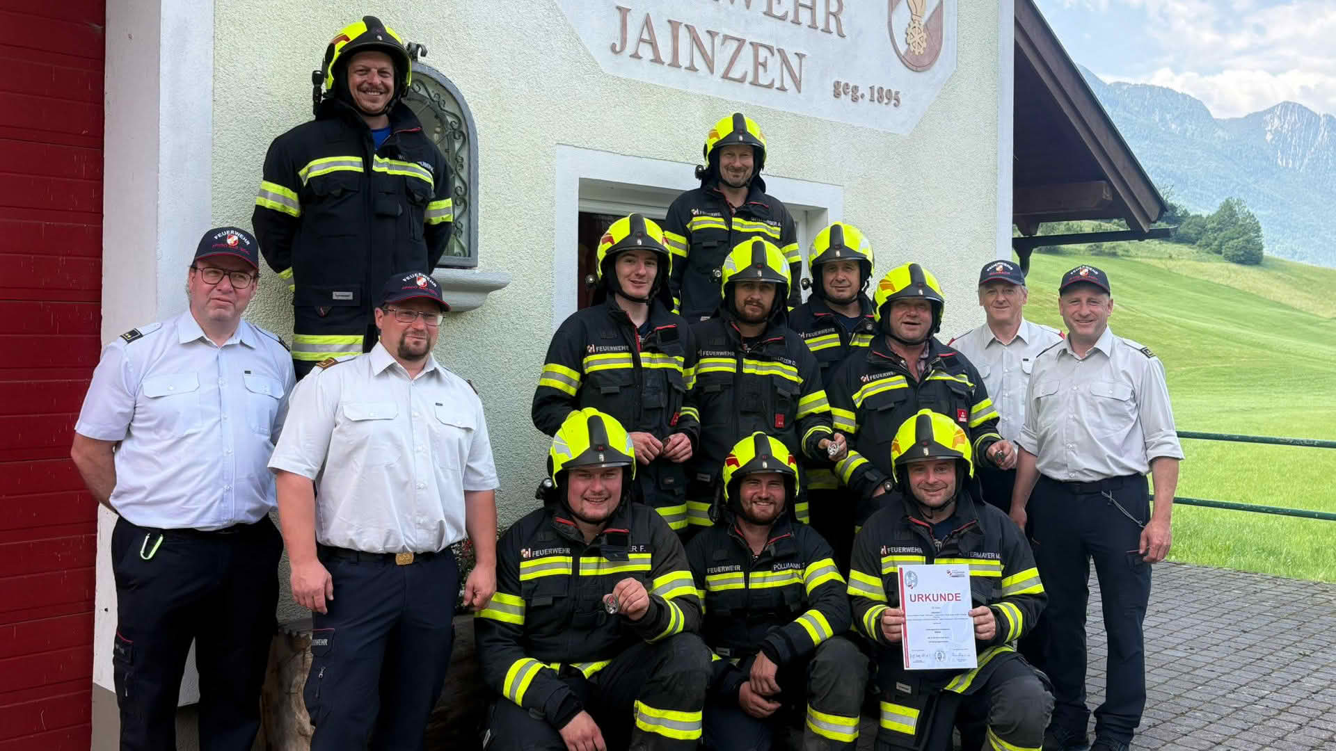 FF Jainzen: Erfolgreiches Branddienstleistungsabzeichen in Silber