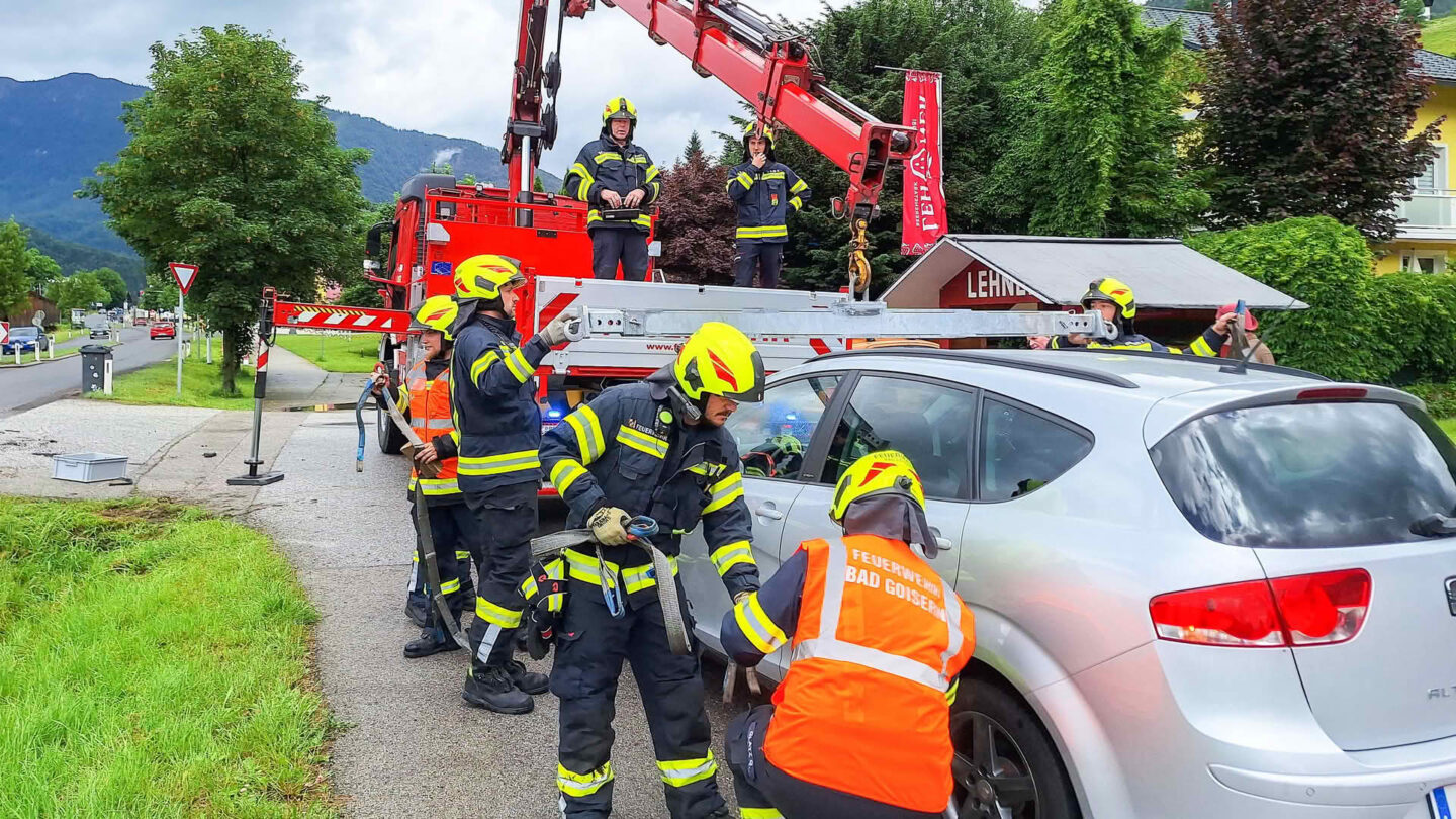 PKW mit Bergekran geborgen
