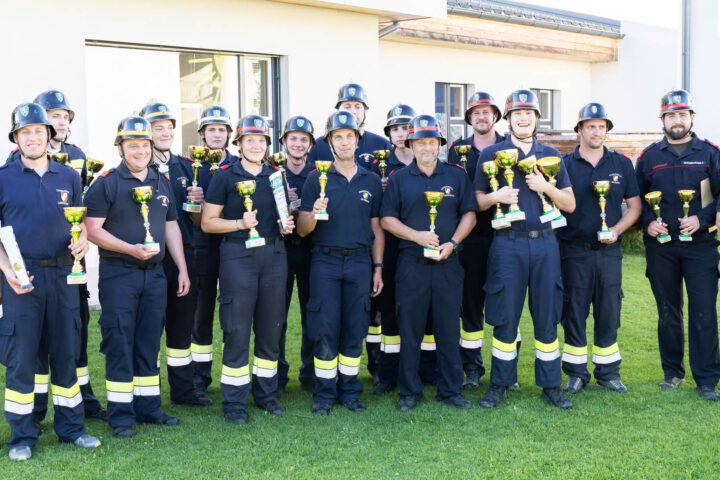 BFV Liezen: Erfolgreiches Bewerbswochenende der Feuerwehrjugend und der Bewerbsgruppen