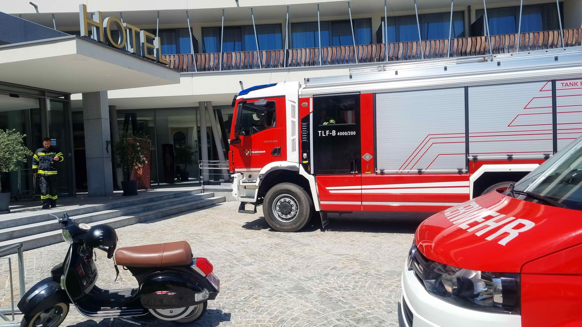 FF Bad Ischl: Kleinbrand und Verkehrsunfall â turbulenter Tag in Bad Ischl
