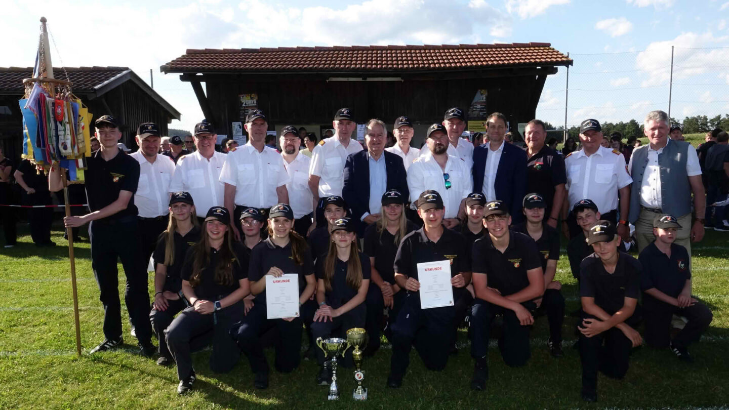 Bezirksfeuerwehrjugend-Leistungsbewerb in Hollenthon