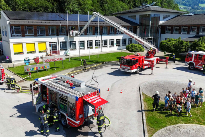 AFK Mondsee: Tiefgraben – Feuerwehrübung in der Volksschule